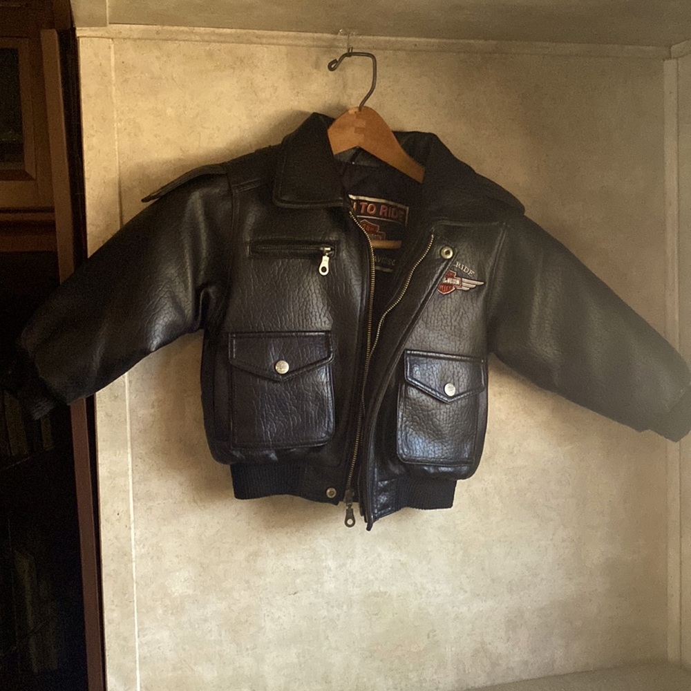 Vintage Harley Davidson black leather jacket, children’s size 4.